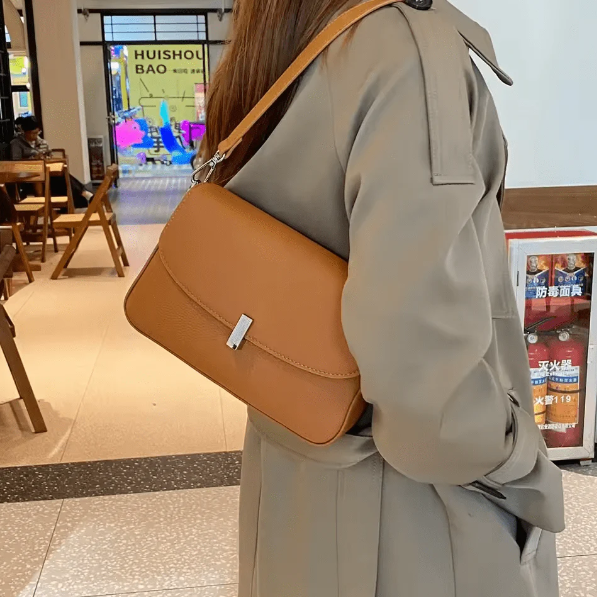 "Independent" Shoulder Bag