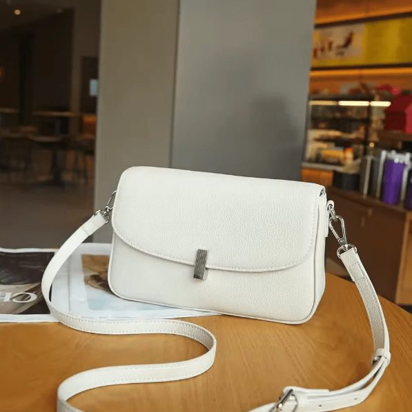 "Independent" Shoulder Bag