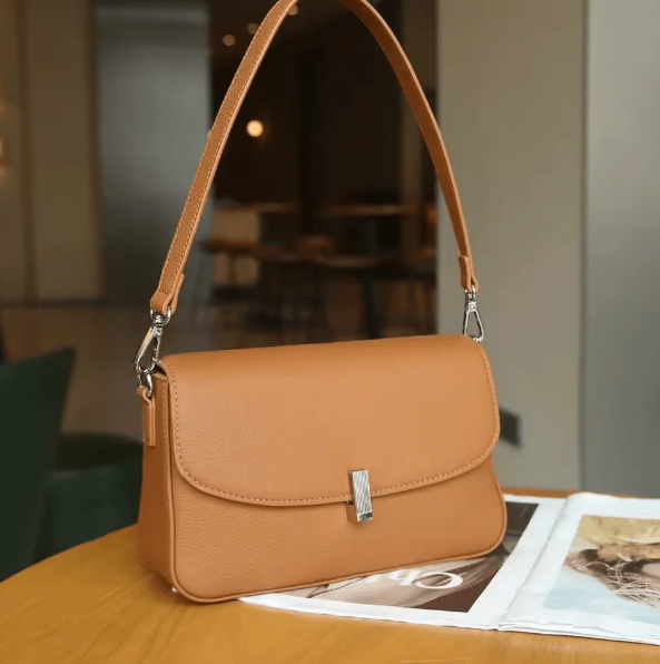 "Independent" Shoulder Bag