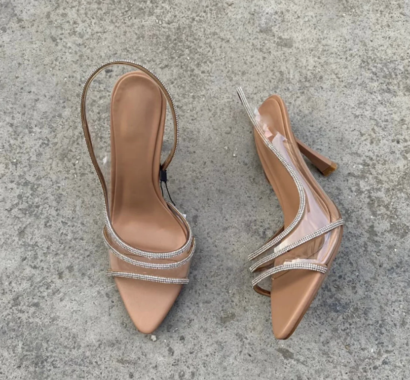 "Vita Serena" - Heels