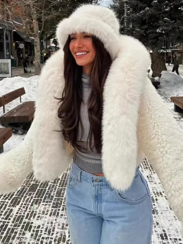 IRIS - Fur Coat