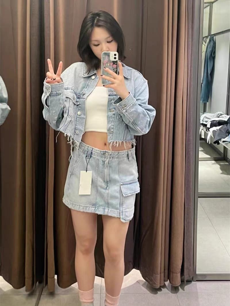 "Velure"- Cropped Jeans Jacket