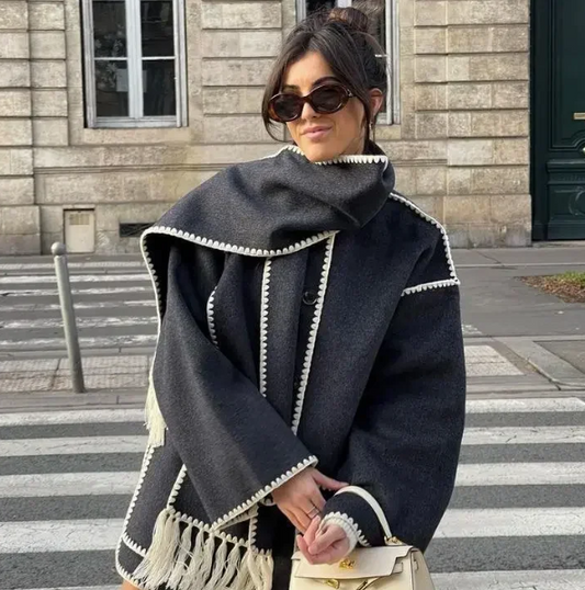 VERANO - Viral Cape Coat